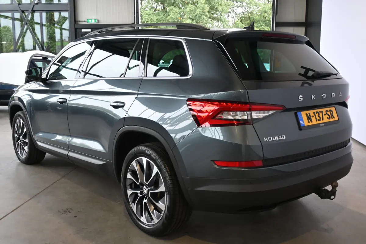 1.5 TSI Automaat Drive 125 Years Clima Adaptieve Cruise Navigatie LED Trekhaak 100% Onderhouden! Inruil Mogelijk!