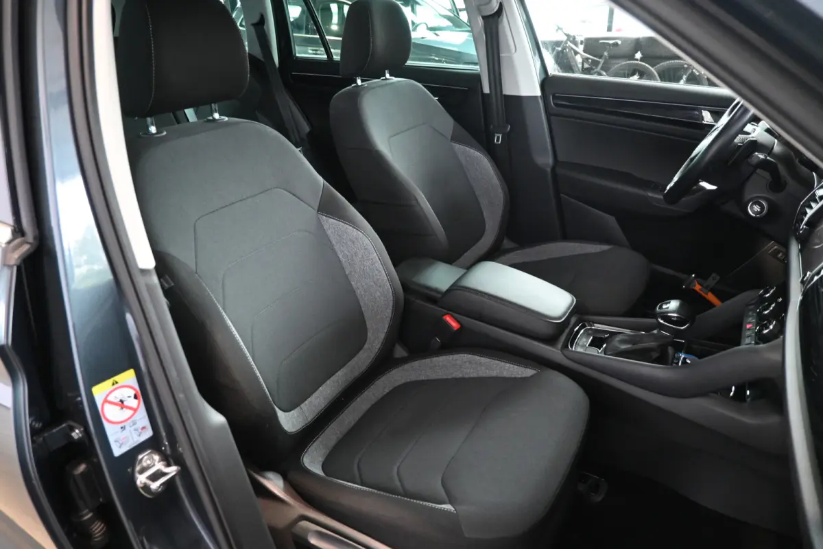 1.5 TSI Automaat Drive 125 Years Clima Adaptieve Cruise Navigatie LED Trekhaak 100% Onderhouden! Inruil Mogelijk!