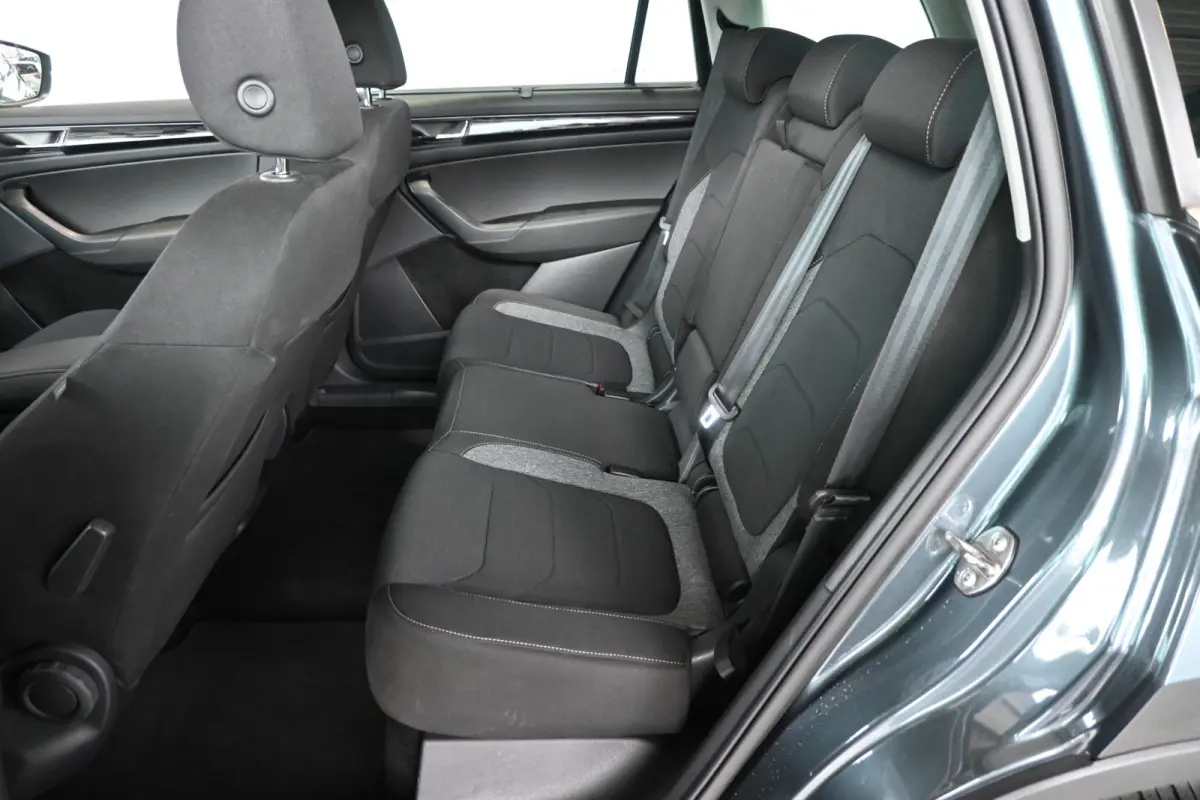 1.5 TSI Automaat Drive 125 Years Clima Adaptieve Cruise Navigatie LED Trekhaak 100% Onderhouden! Inruil Mogelijk!