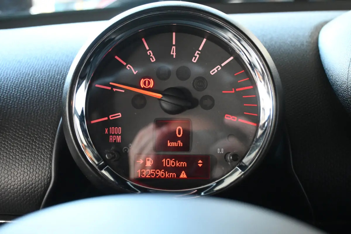 1.6 One Knockout Edition Nap! Clima Cruise Navigatie Xenon 100% Onderhouden! Inruil Mogelijk!