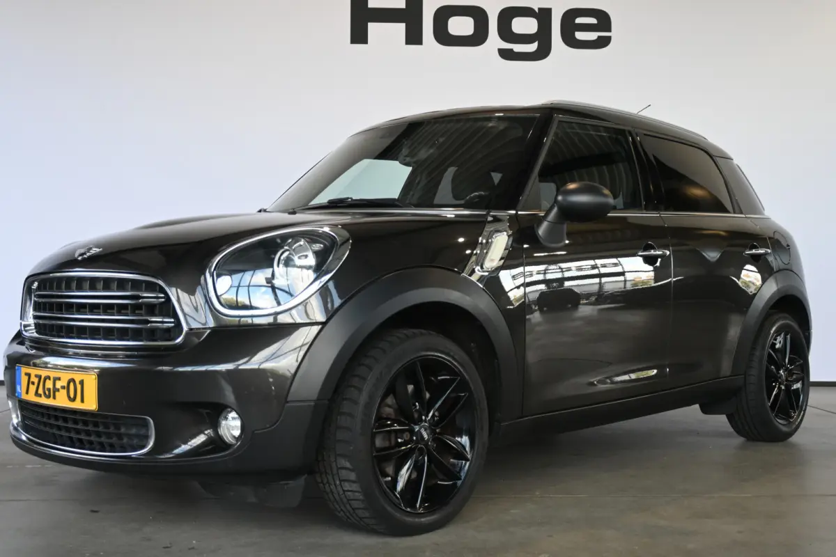 1.6 One Knockout Edition Nap! Clima Cruise Navigatie Xenon 100% Onderhouden! Inruil Mogelijk!