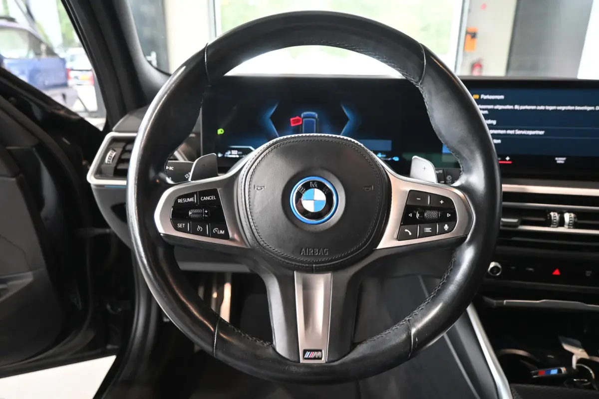 320e M-Sport Clima Cruise CarPlay LED Leder Navigatie 100% Onderhouden! Inruil Mogelijk!