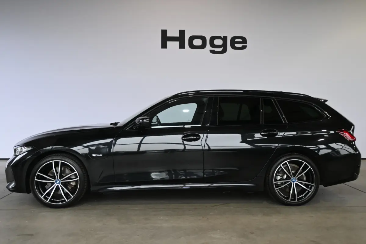 320e M-Sport Clima Cruise CarPlay LED Leder Navigatie 100% Onderhouden! Inruil Mogelijk!