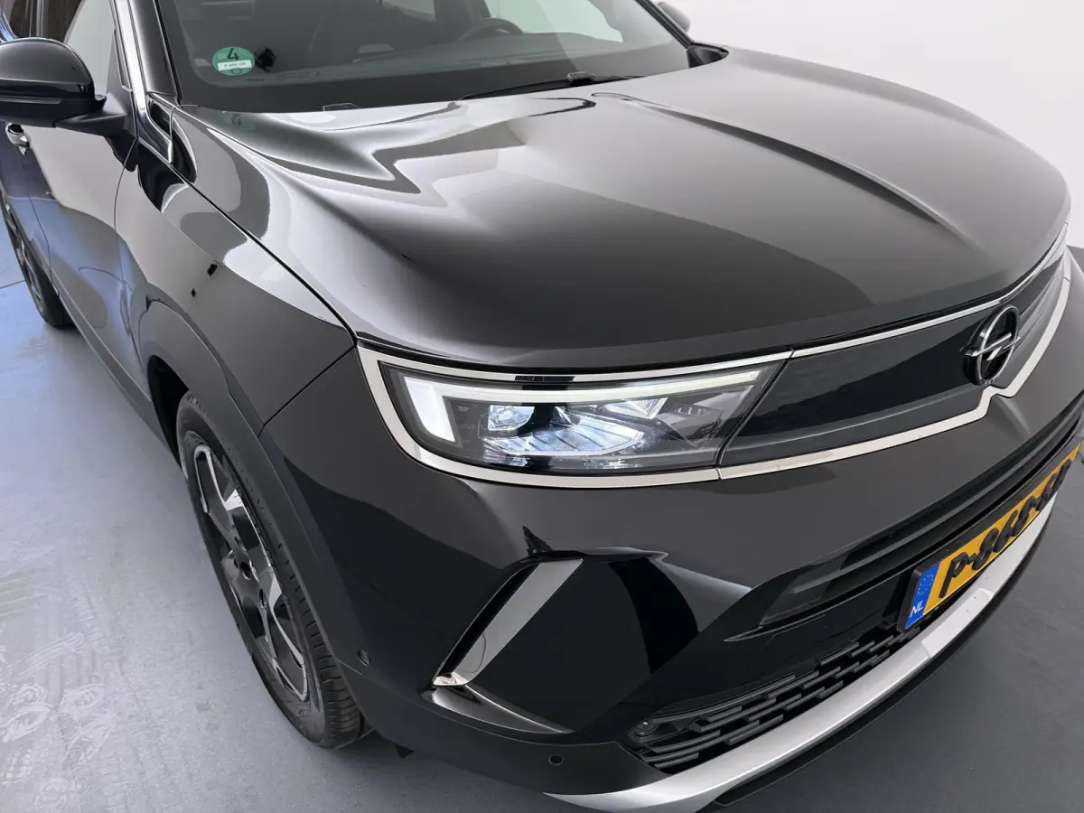 1.2 Turbo Ultimate | Achteruitrijcamera | Alcantara bekleding | Electronic climate controle