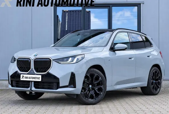30e xDrive M sport | 300 PK | Long Range | Pano | Trekhaak | 20 inch | Camera