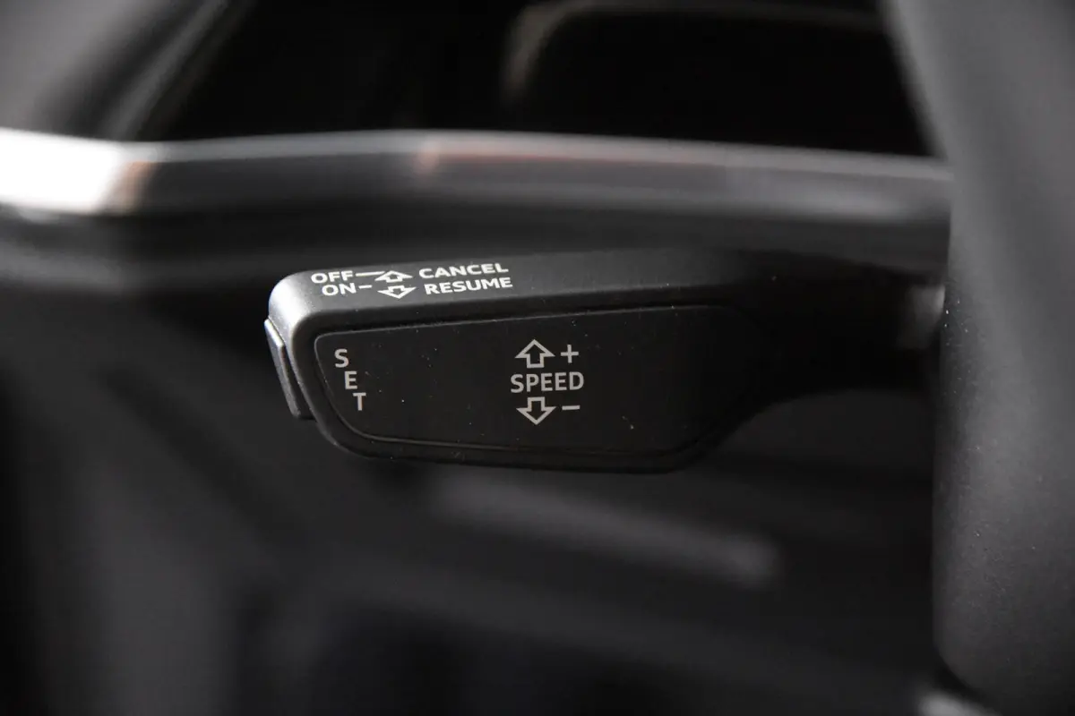 45 TFSI e S-tronic S-Line