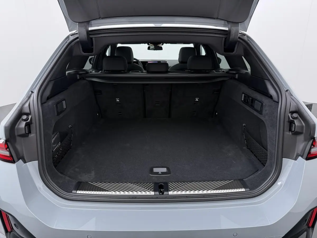 520i M Sportpakket Pro | Comfort Pack | Innovation Pack | Travel Pack | Bowers& Wilkins