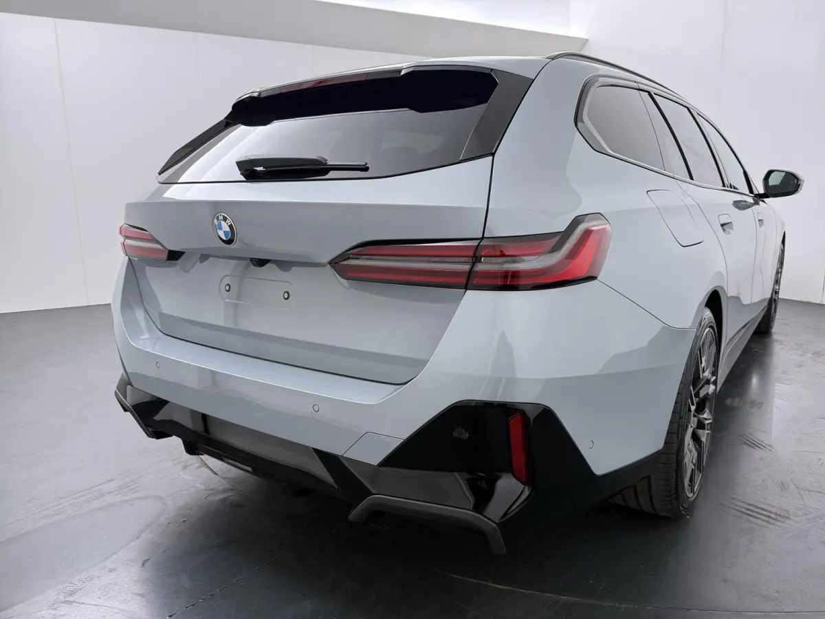 520i M Sportpakket Pro | Comfort Pack | Innovation Pack | Travel Pack | Bowers& Wilkins
