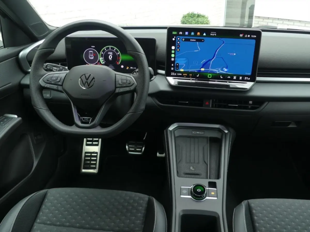 1.5 eTSI R-LINE BLACK STYLE 150PK DSG CAMERA/ELEK.A-KLEP/ADAP.CRUISE/STOEL+STUURVERW