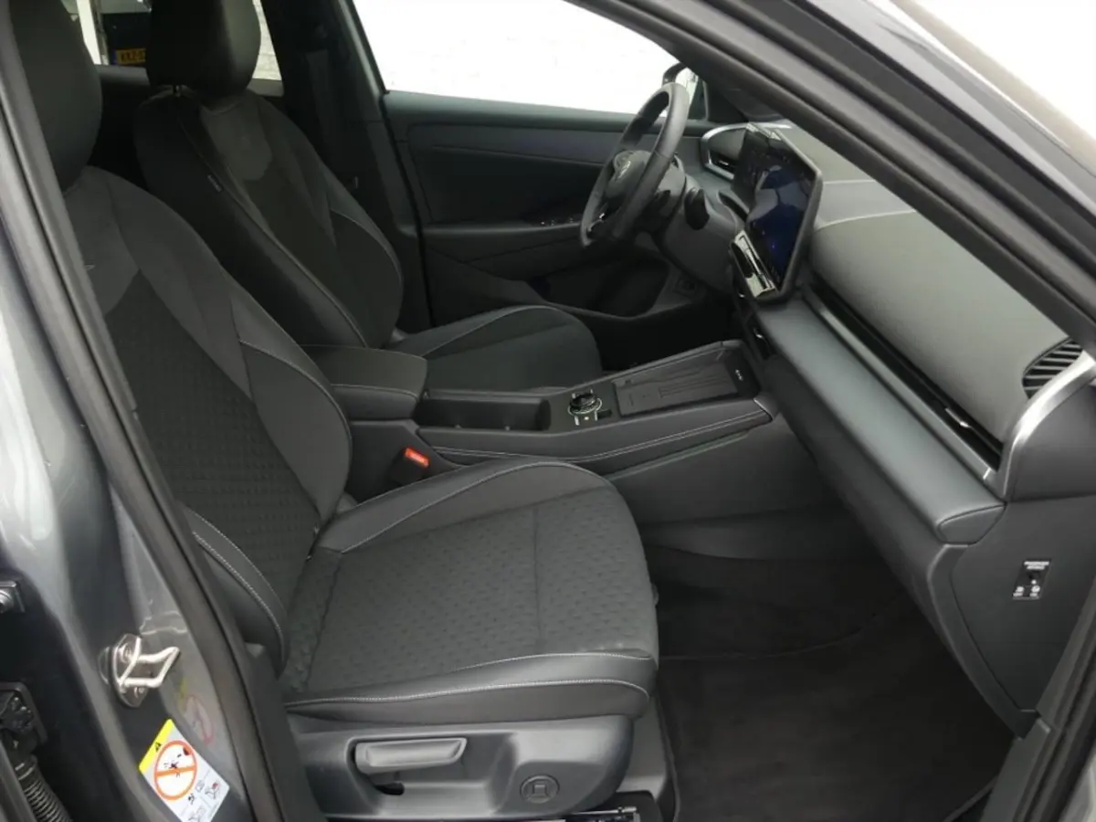 1.5 eTSI R-LINE BLACK STYLE 150PK DSG CAMERA/ELEK.A-KLEP/ADAP.CRUISE/STOEL+STUURVERW