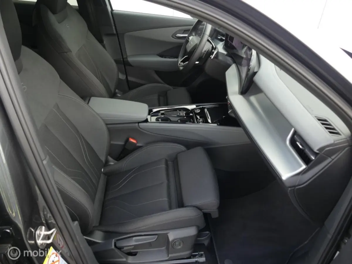 35TFSI S-LINE BLACK AUTOMAAT TREKHAAK/PANO.DAK/CAMERA/ELEK.A-KLEP/STOELVERW