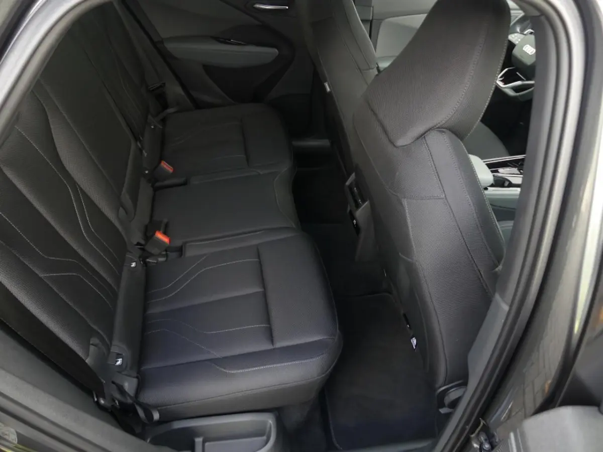 35TFSI S-LINE BLACK AUTOMAAT TREKHAAK/PANO.DAK/CAMERA/ELEK.A-KLEP/STOELVERW