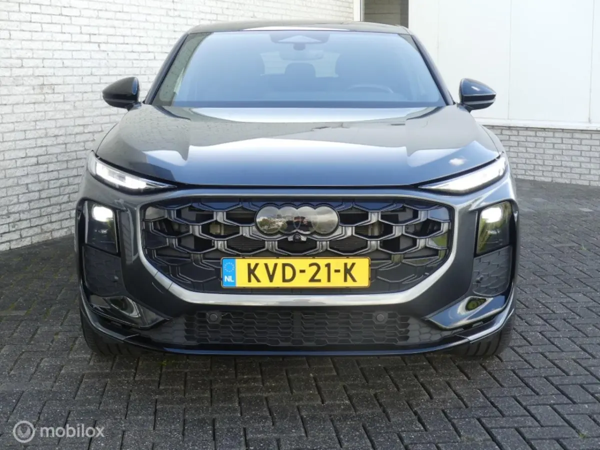 35TFSI S-LINE BLACK AUTOMAAT TREKHAAK/PANO.DAK/CAMERA/ELEK.A-KLEP/STOELVERW