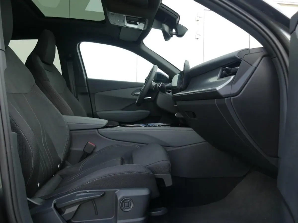35TFSI S-LINE BLACK AUTOMAAT TREKHAAK/PANO.DAK/CAMERA/ELEK.A-KLEP/STOELVERW
