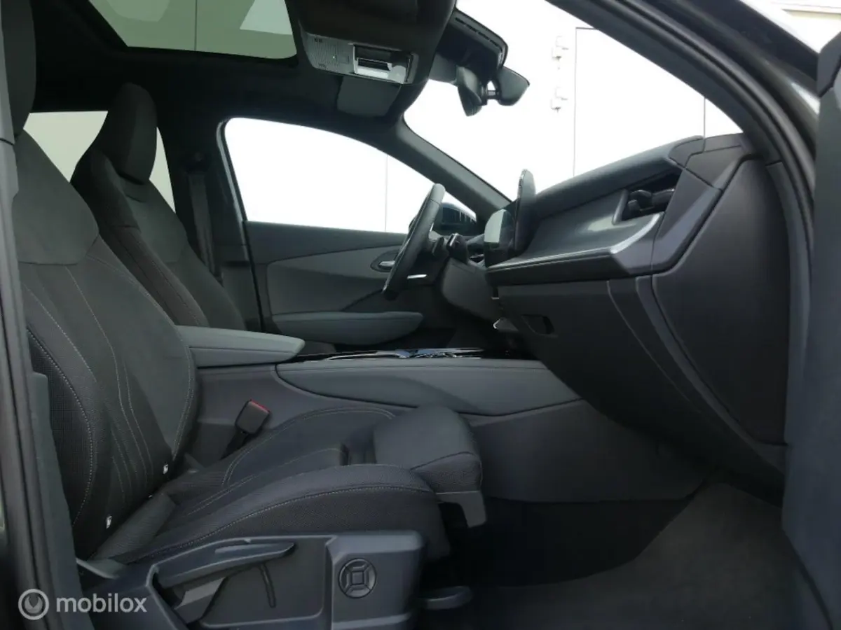 35TFSI S-LINE BLACK AUTOMAAT TREKHAAK/PANO.DAK/CAMERA/ELEK.A-KLEP/STOELVERW