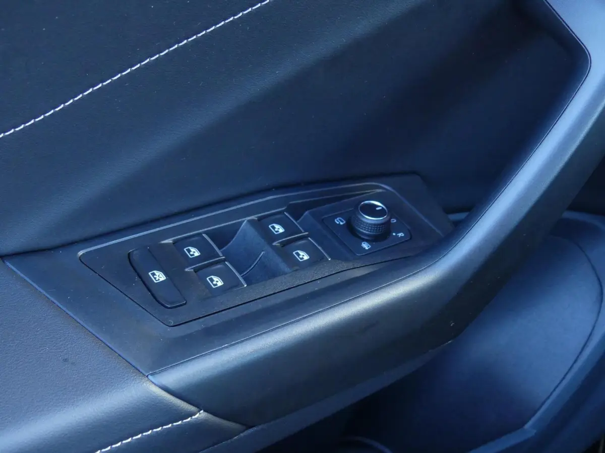 1.5 TSI R-LINE 150PK AUTOMAAT CAMERA/ADAP.CRUISE/ELEK.A-KLEP/STOEL+STUURVERW