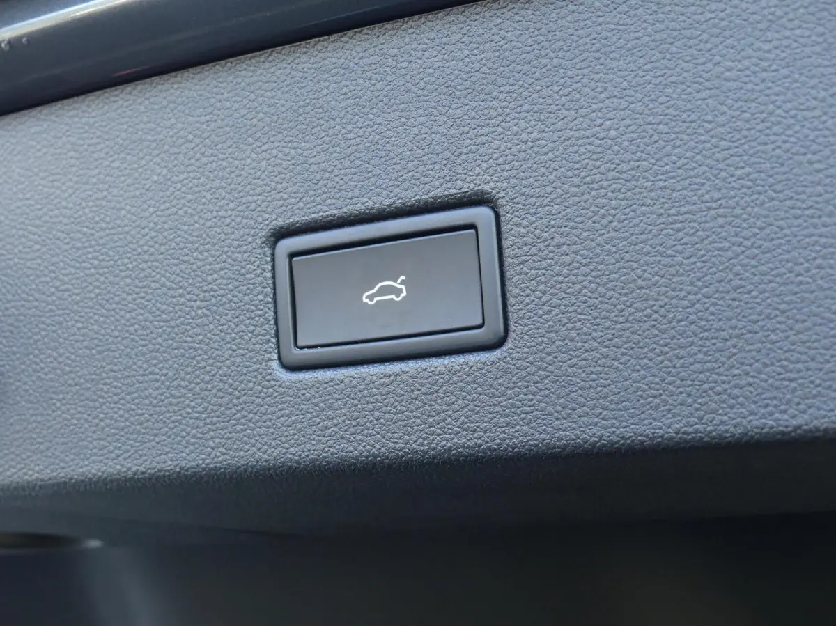 1.5 TSI R-LINE 150PK AUTOMAAT CAMERA/ADAP.CRUISE/ELEK.A-KLEP/STOEL+STUURVERW