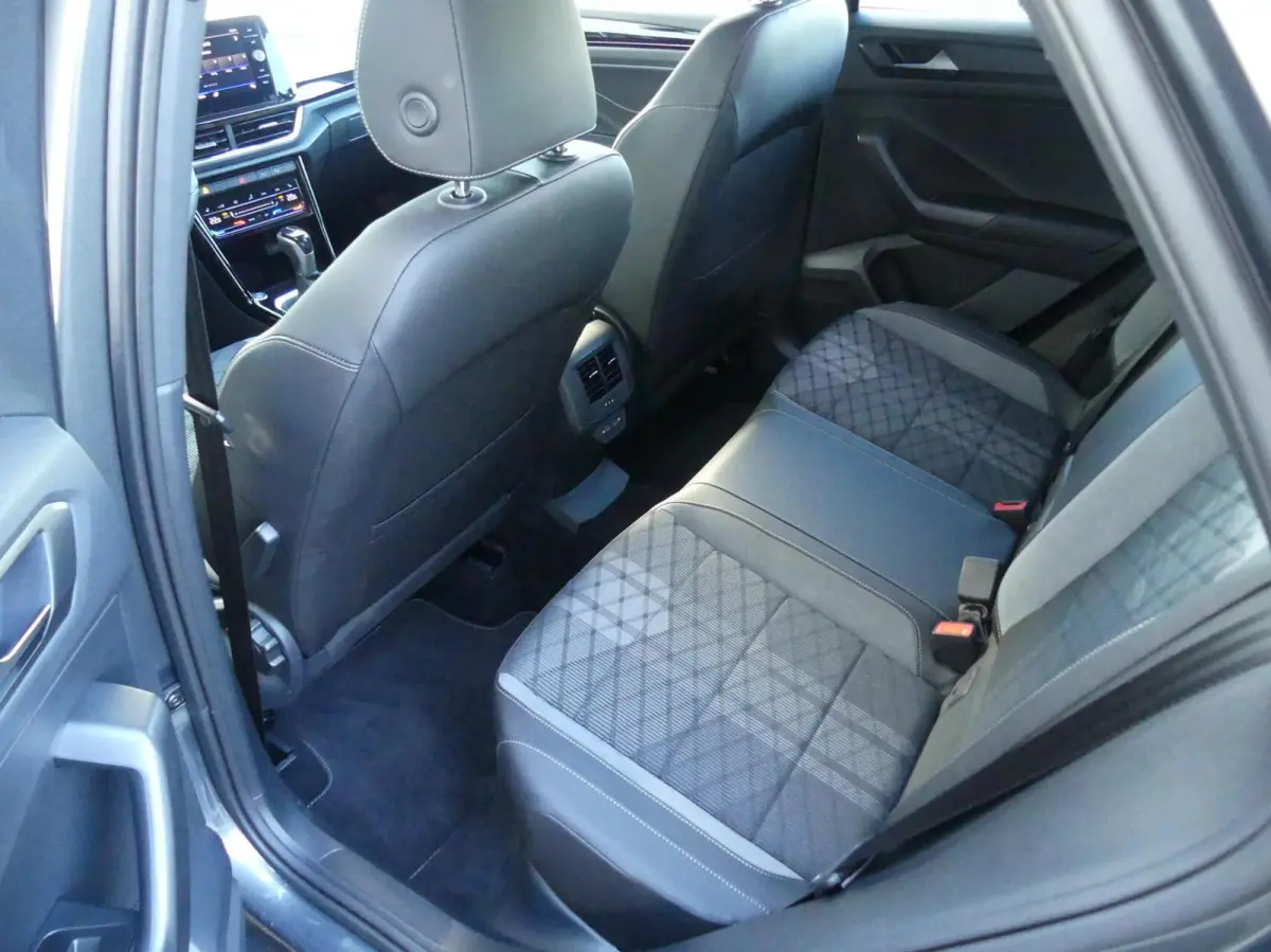 1.5 TSI R-LINE 150PK AUTOMAAT CAMERA/ADAP.CRUISE/ELEK.A-KLEP/STOEL+STUURVERW