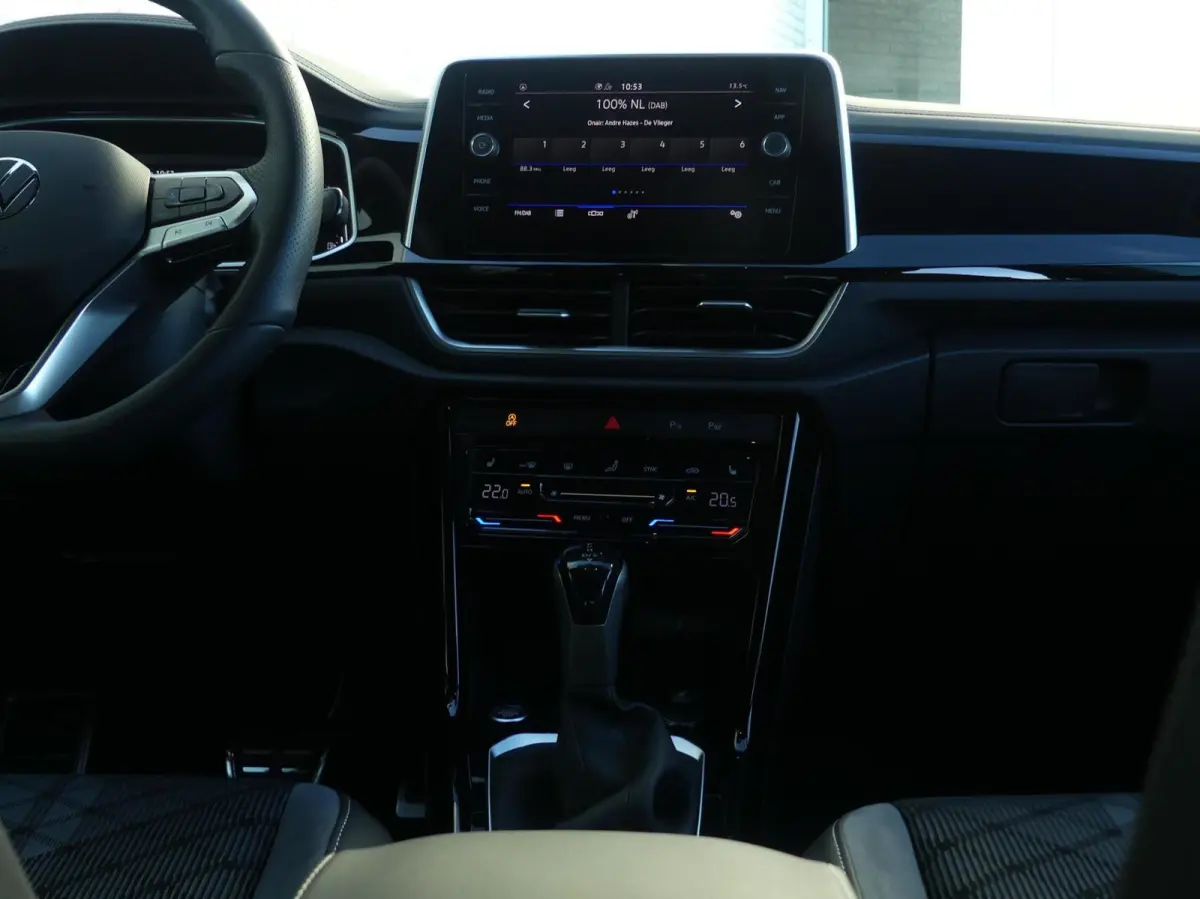 1.5 TSI R-LINE 150PK AUTOMAAT CAMERA/ADAP.CRUISE/ELEK.A-KLEP/STOEL+STUURVERW