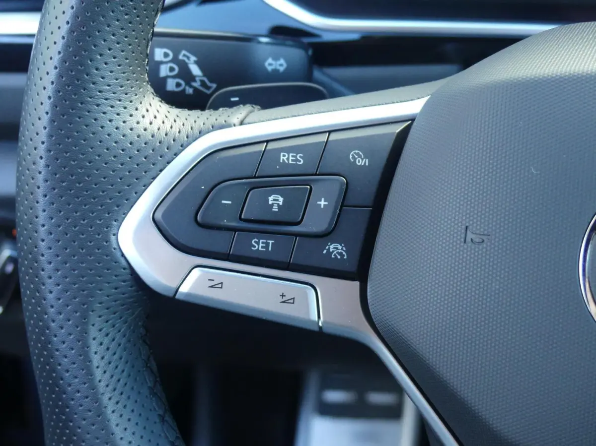 1.5 TSI R-LINE 150PK AUTOMAAT CAMERA/ADAP.CRUISE/ELEK.A-KLEP/STOEL+STUURVERW