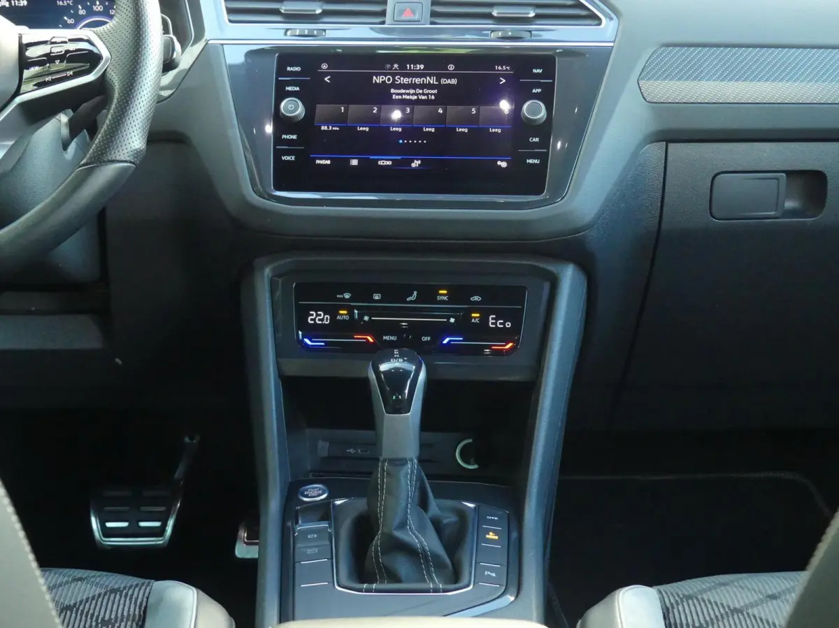 1.4 eHybrid R-LINE + 245PK DSG NAVI/TREKHAAK/ELEK.A-KLEP/ADAP.CRUISE/IQ-LED