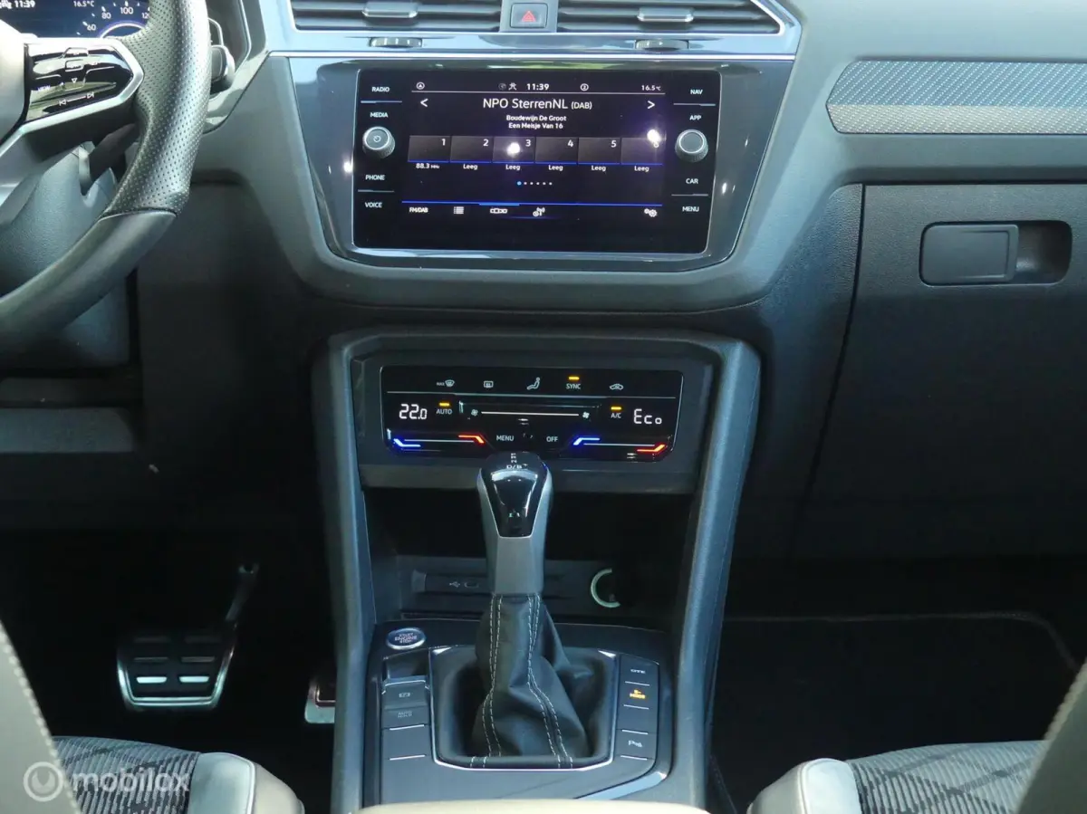 1.4 eHybrid R-LINE + 245PK DSG NAVI/TREKHAAK/ELEK.A-KLEP/ADAP.CRUISE/IQ-LED