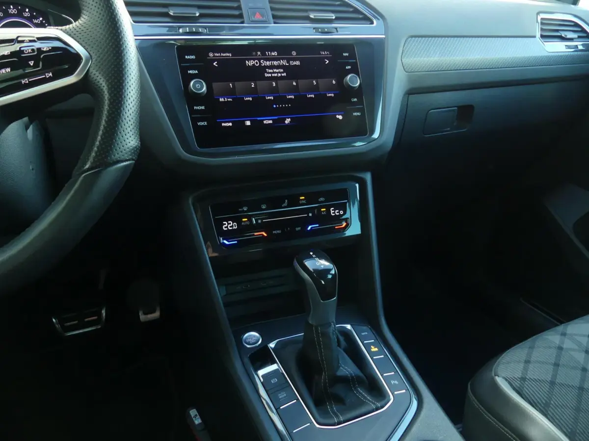 1.4 eHybrid R-LINE + 245PK DSG NAVI/TREKHAAK/ELEK.A-KLEP/ADAP.CRUISE/IQ-LED