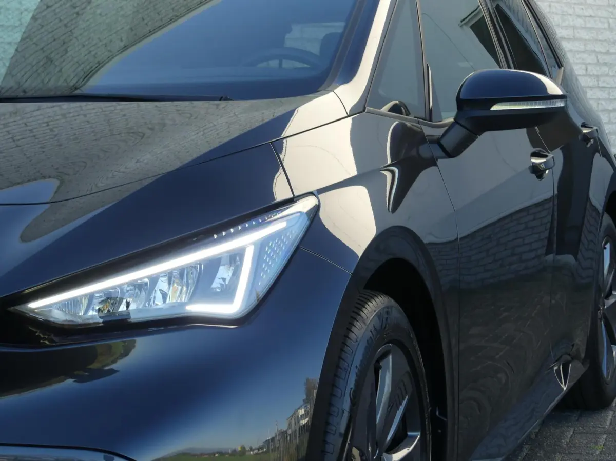 58 kWh ESSENTIAL 204PK AUTOMAAT NAVI/CLIMATE/SOH92%/STOEL+STUURVERW.