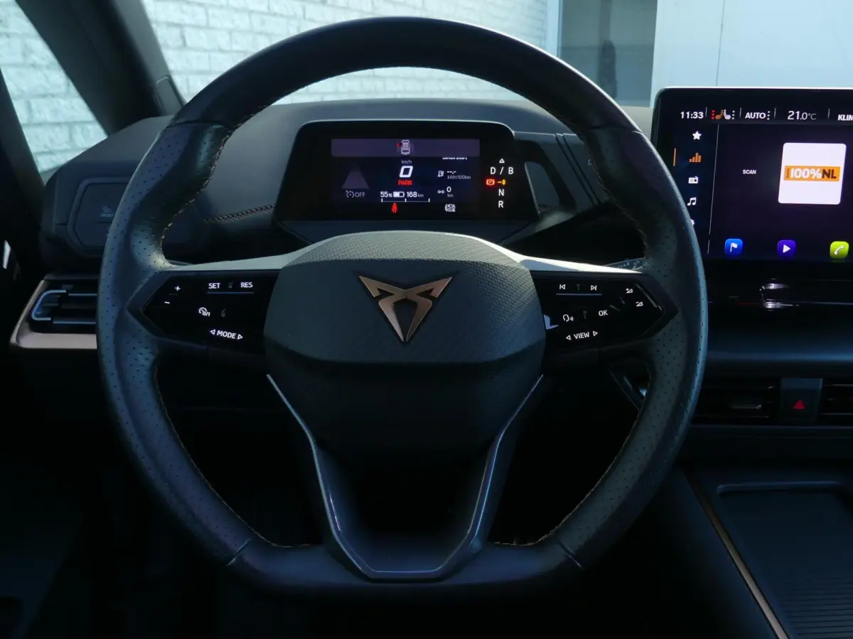58 kWh ESSENTIAL 204PK AUTOMAAT NAVI/CLIMATE/SOH92%/STOEL+STUURVERW.