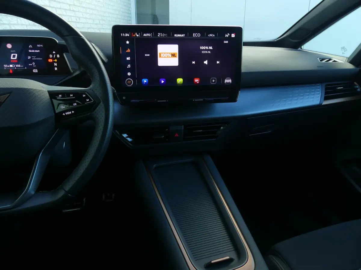 58 kWh ESSENTIAL 204PK AUTOMAAT NAVI/CLIMATE/SOH92%/STOEL+STUURVERW.