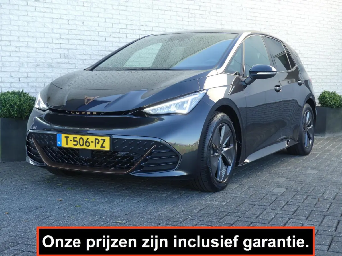 58 kWh ESSENTIAL 204PK AUTOMAAT NAVI/CLIMATE/SOH92%/STOEL+STUURVERW.