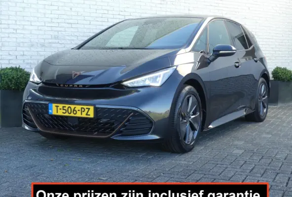 58 kWh ESSENTIAL 204PK AUTOMAAT NAVI/CLIMATE/SOH92%/STOEL+STUURVERW.