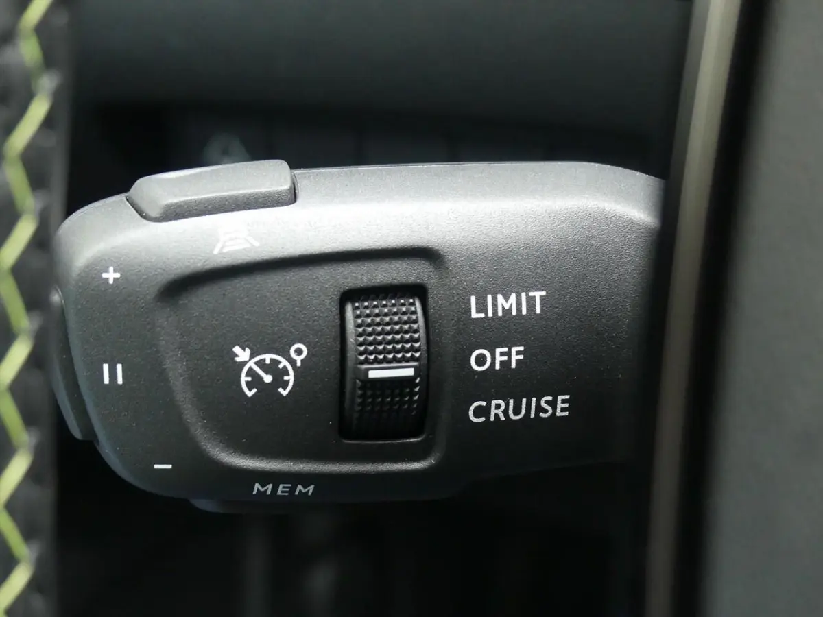 EV 50kWh 136PK GT AUTOMAAT i-COCKPIT3D/360CAMERA/ADAP.CRUISE/KEYLESS