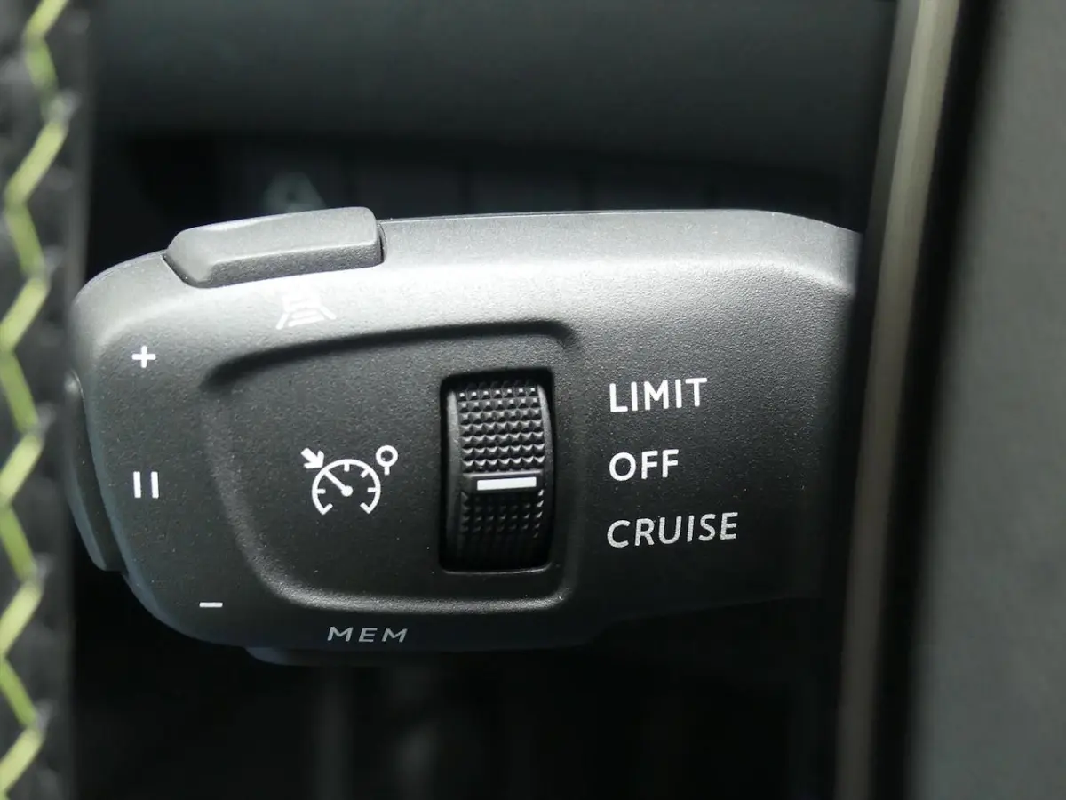 EV 50kWh 136PK GT AUTOMAAT i-COCKPIT3D/360CAMERA/ADAP.CRUISE/KEYLESS