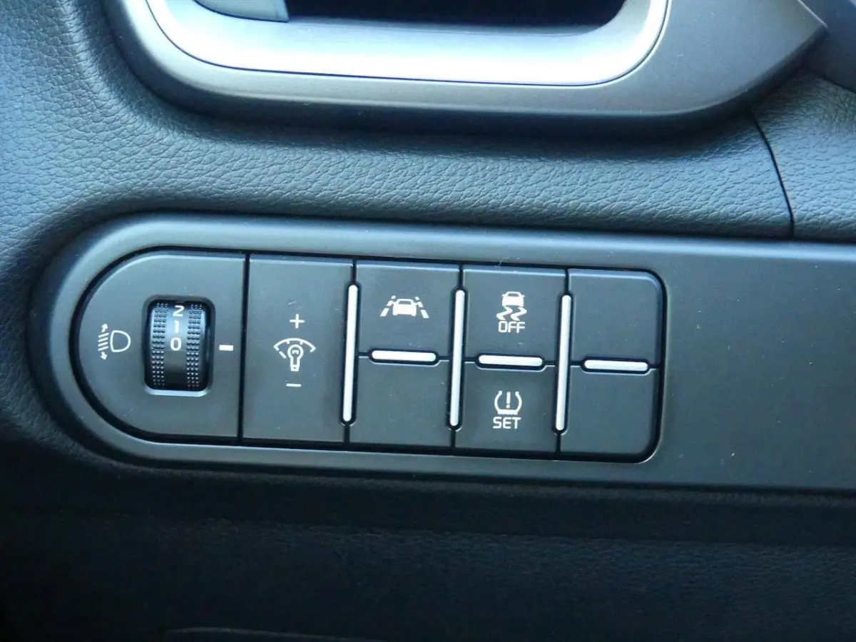 Cee'd 1.0 T-GDi 120PK DYNAMIC NAVI/CLIMATE/CAMERA/PDC/CRUISE