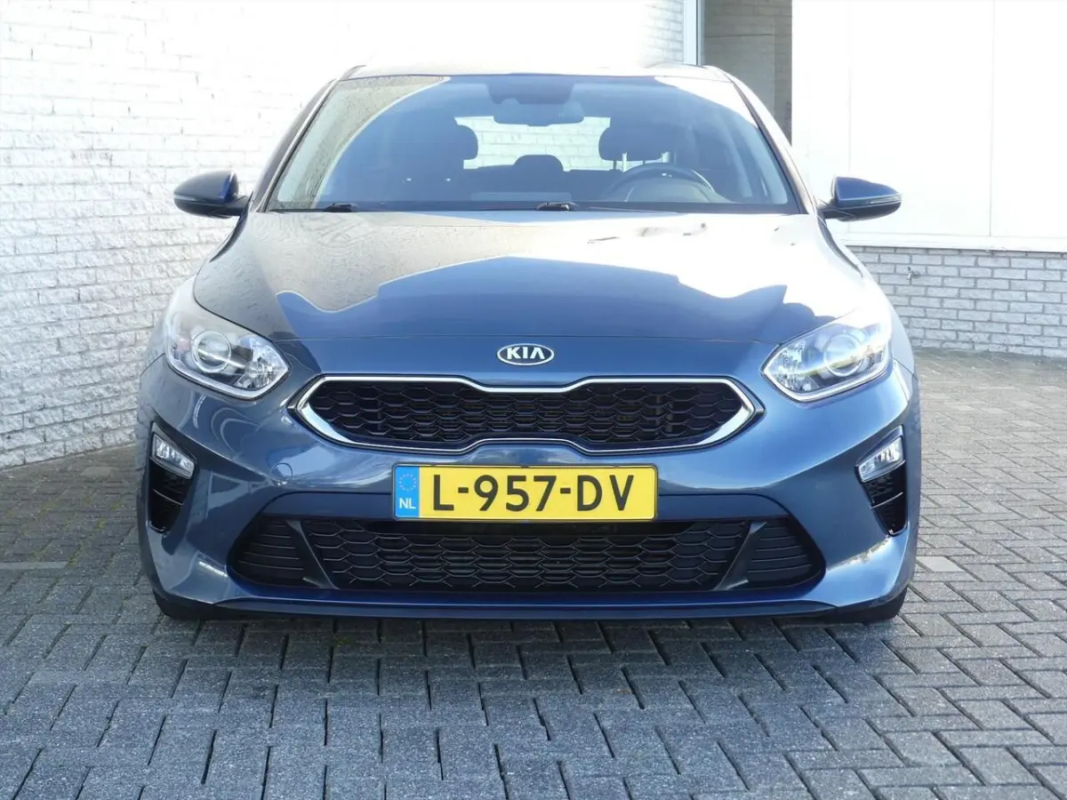 Cee'd 1.0 T-GDi 120PK DYNAMIC NAVI/CLIMATE/CAMERA/PDC/CRUISE