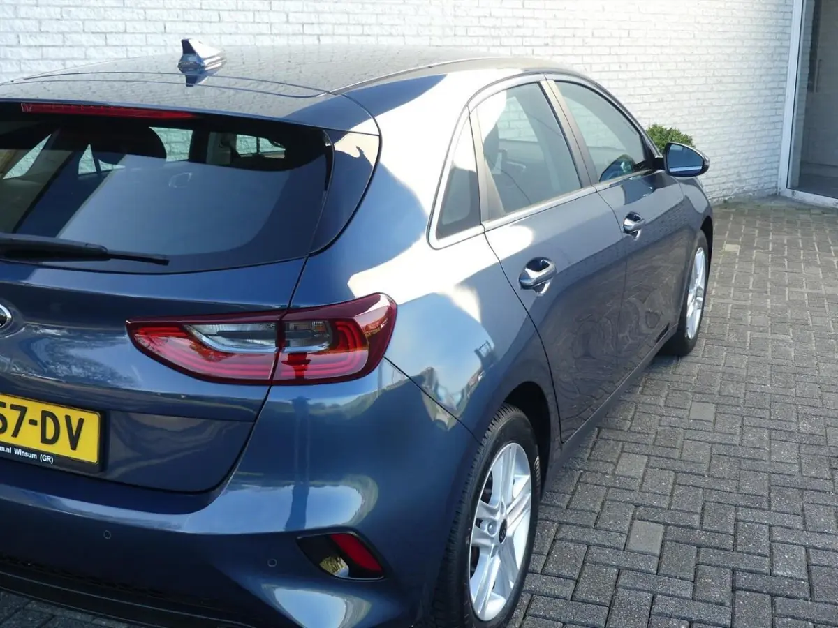 Cee'd 1.0 T-GDi 120PK DYNAMIC NAVI/CLIMATE/CAMERA/PDC/CRUISE