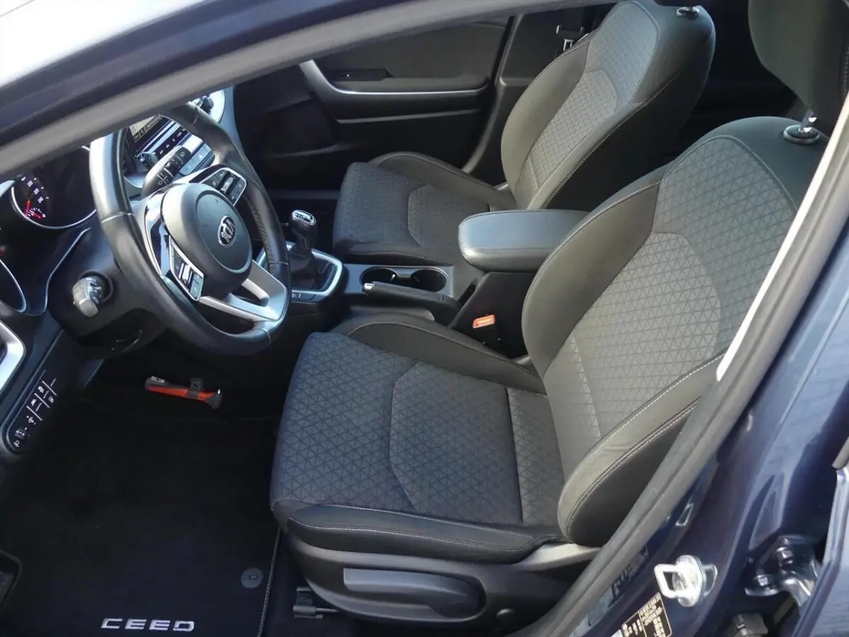 Cee'd 1.0 T-GDi 120PK DYNAMIC NAVI/CLIMATE/CAMERA/PDC/CRUISE