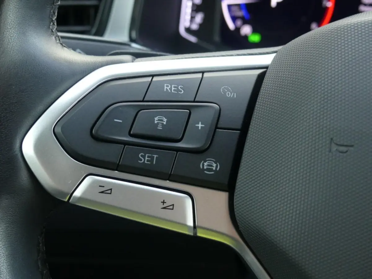 1.5 TSI LIFE 150PK AUTOMAAT DIG.COCKPIT/CAMERA/ADAP.CRUISE/STOEL+STUURVERW