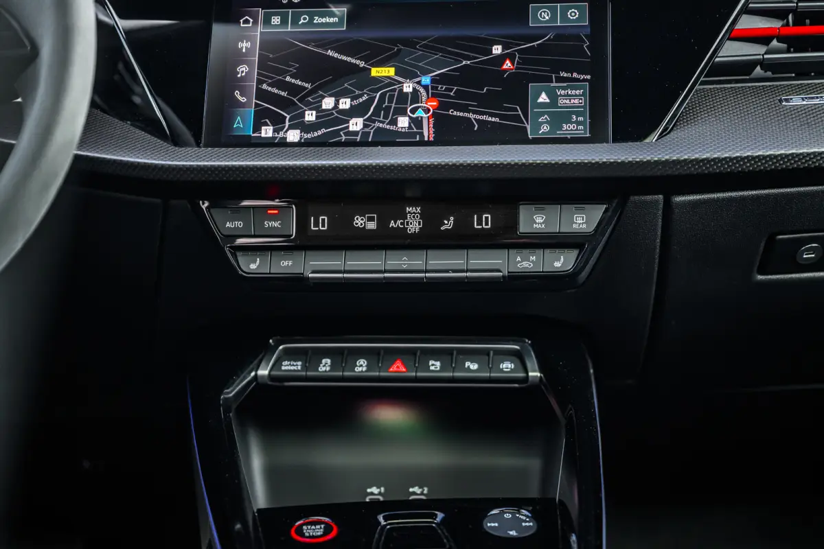 2.5 TFSI RS 3 quattro Pano/Schaalstoelen/Carbon/HuD