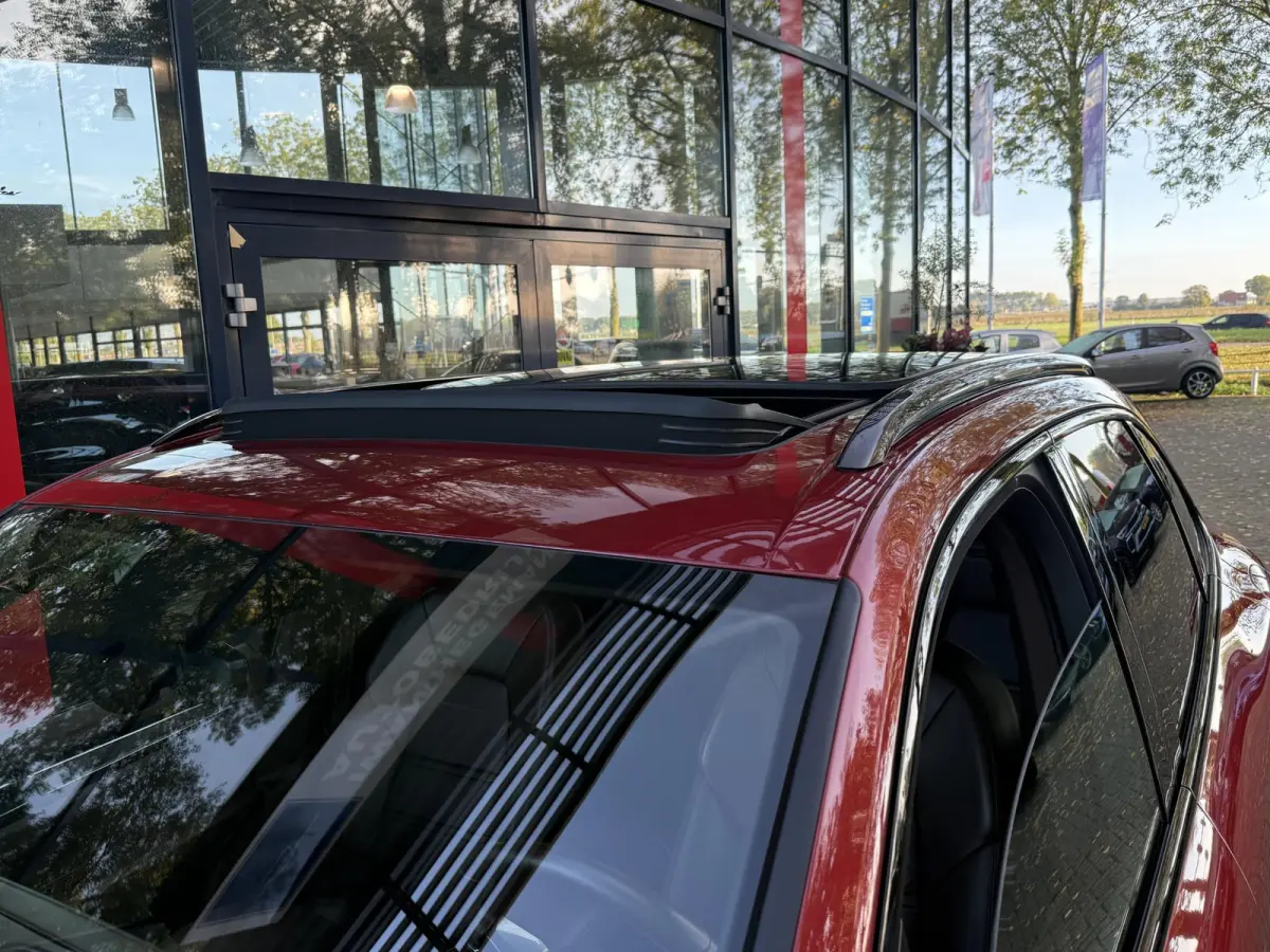 3.0 E-Hybrid Platinum Edition | Luchtvering | Panoramadak | Wegkl. Trekhaak | Leder | Navigatie | Cruise Control | 21 inch | Apple Carplay