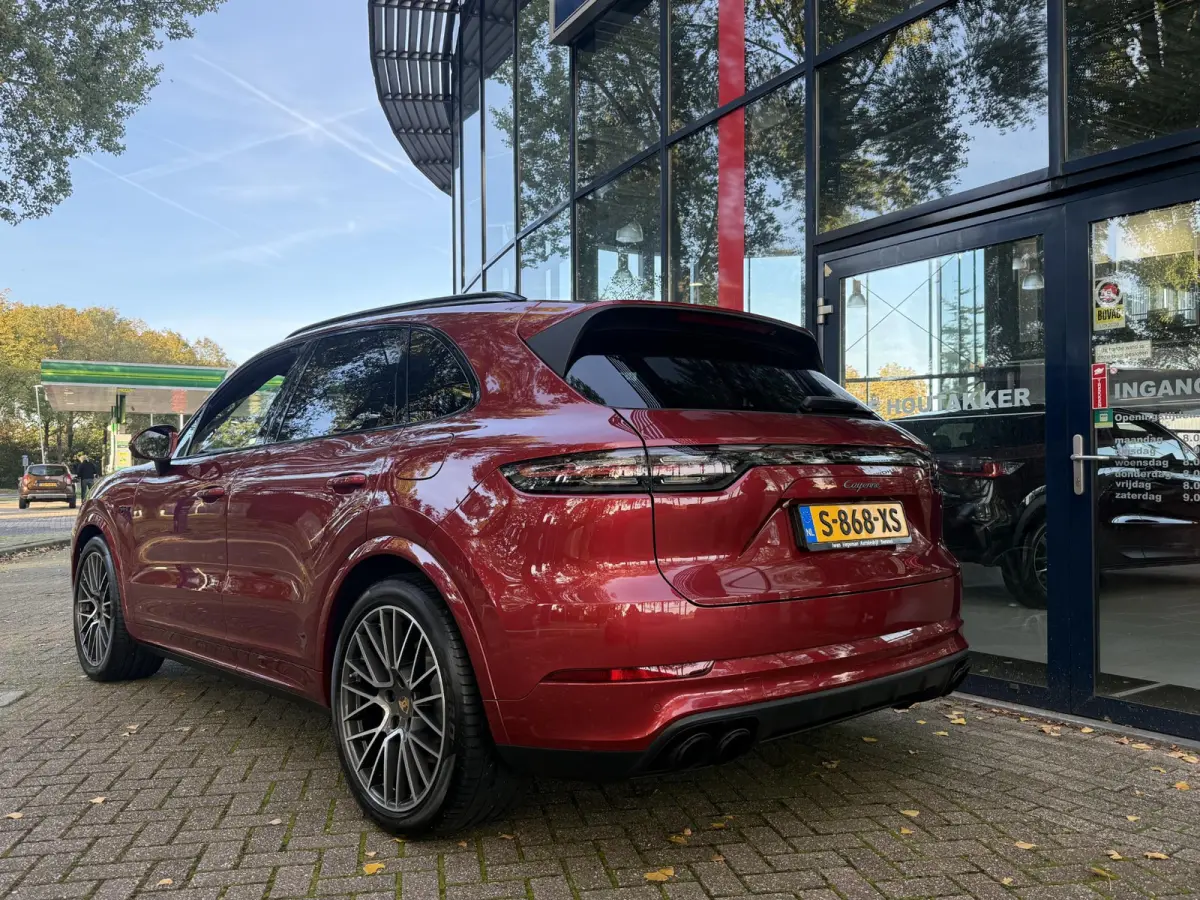 3.0 E-Hybrid Platinum Edition | Luchtvering | Panoramadak | Wegkl. Trekhaak | Leder | Navigatie | Cruise Control | 21 inch | Apple Carplay