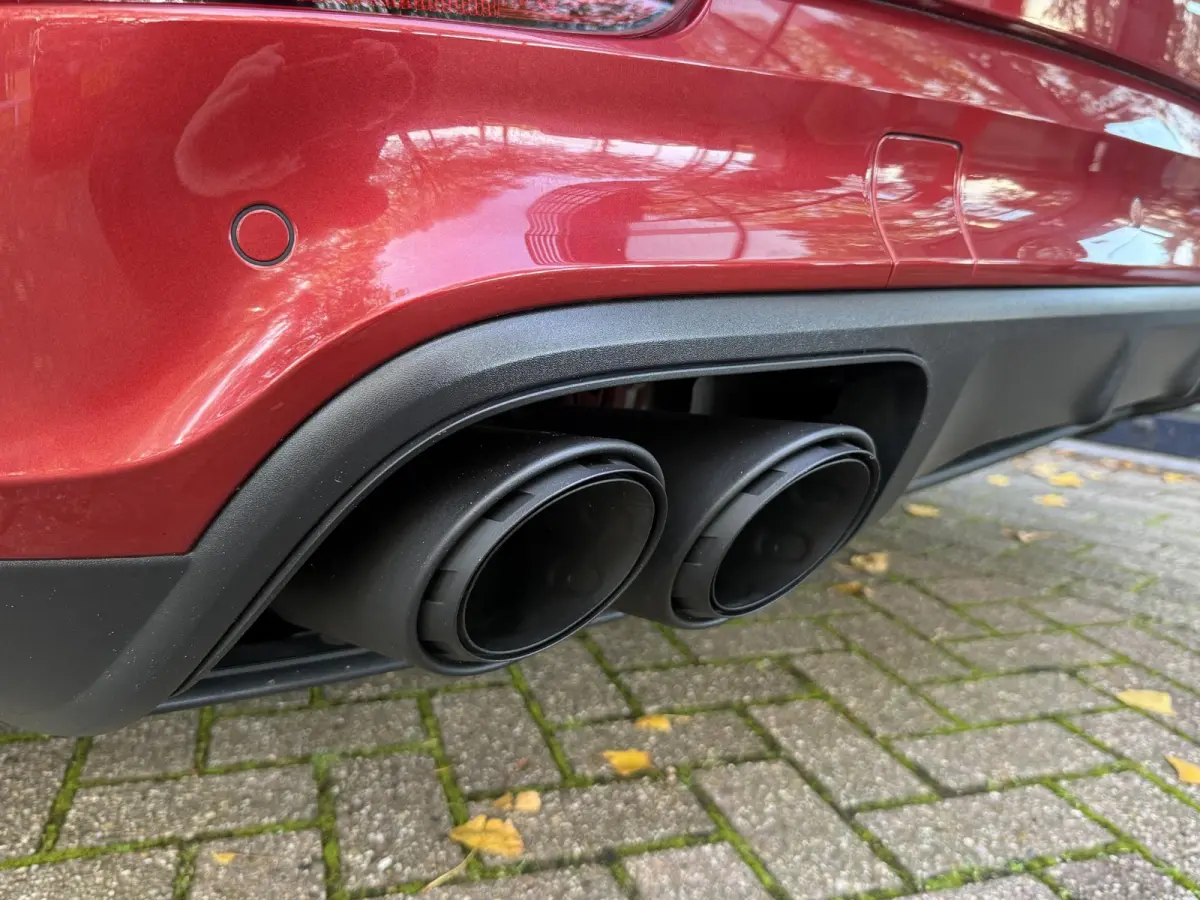 3.0 E-Hybrid Platinum Edition | Luchtvering | Panoramadak | Wegkl. Trekhaak | Leder | Navigatie | Cruise Control | 21 inch | Apple Carplay