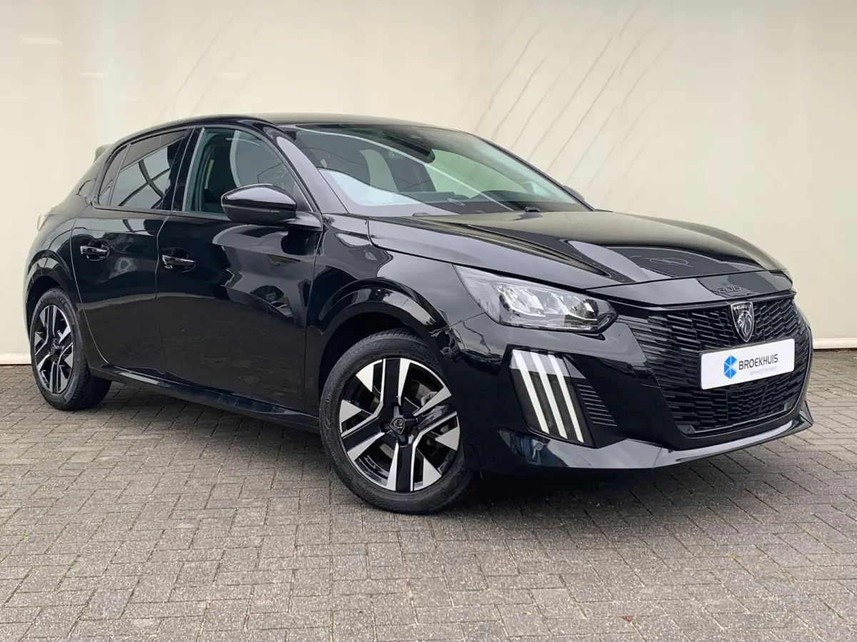 Hybrid 100 e-DCS6 Allure Airco | AppleCarPlay/ Android Auto | Camera | Cruise Control | DAB | LED | LMV 16" | PDC V&A |
