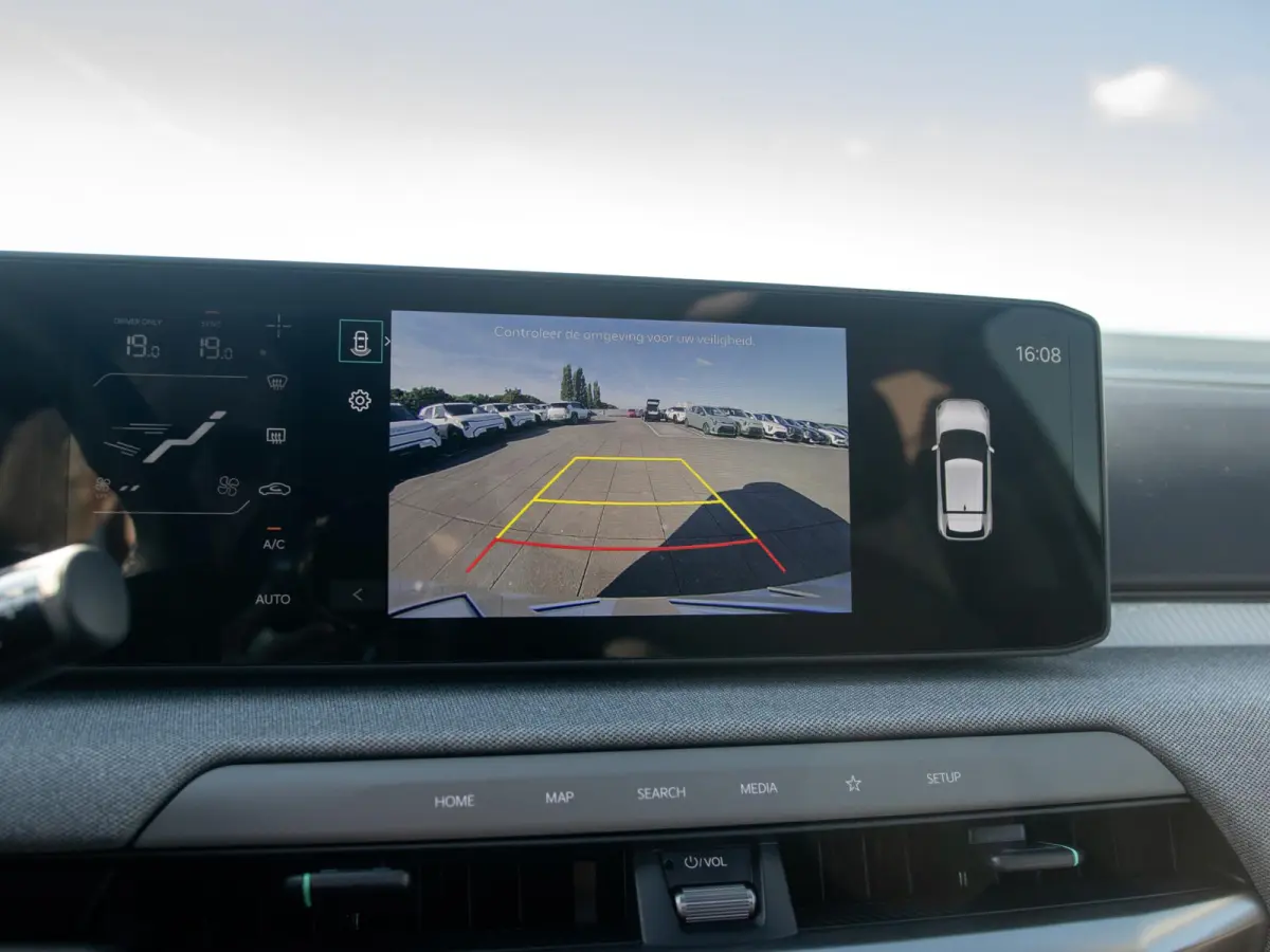 Plus Advanced 58.3 kWh | DIRECT LEVERBAAR | Panodak | Navi. | Clima. | Adapt. Cruise. | Stoel&Stuur Verwarming | Dodehoekassistentie | Harman Kardon