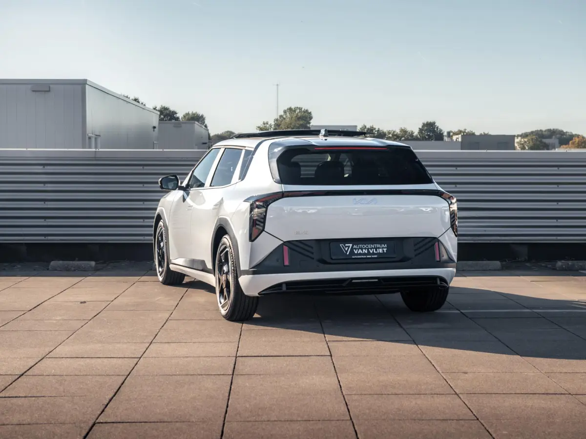 Plus Advanced 58.3 kWh | DIRECT LEVERBAAR | Panodak | Navi. | Clima. | Adapt. Cruise. | Stoel&Stuur Verwarming | Dodehoekassistentie | Harman Kardon