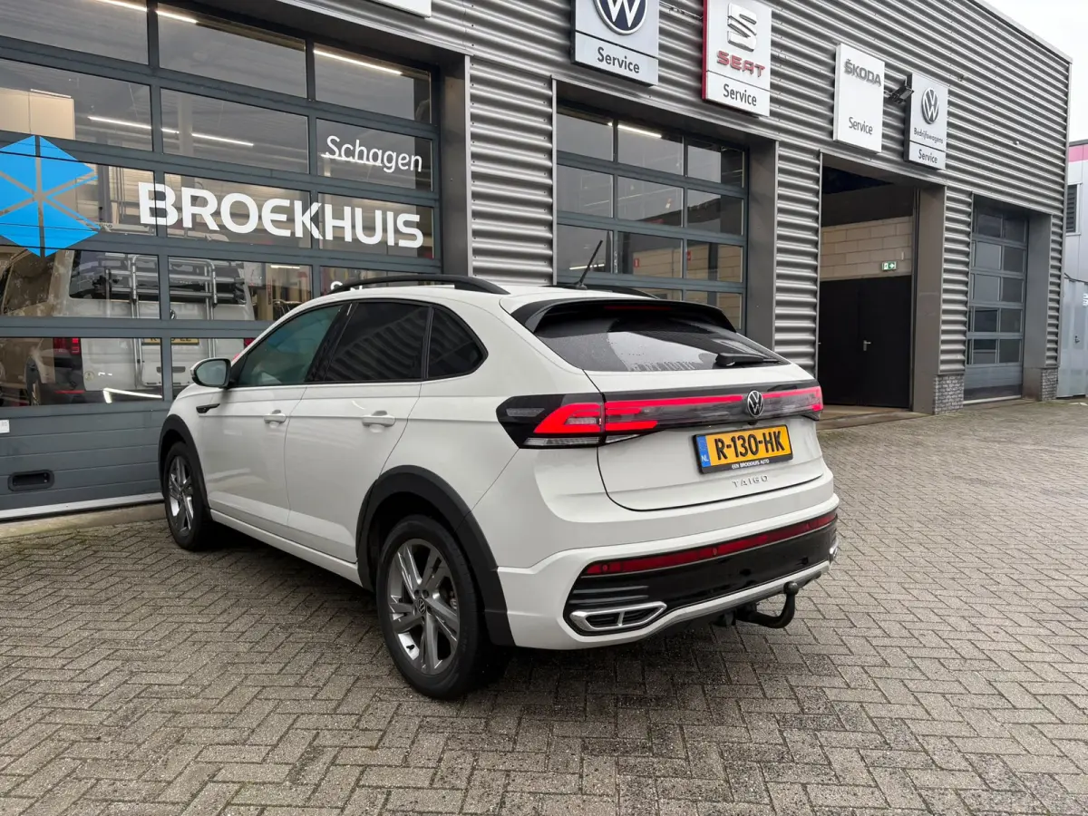 1.0 TSI 110 pk R-Line 7-DSG | Achteruitrijcamera | R-Line interieur | Trekhaak afneembaar |