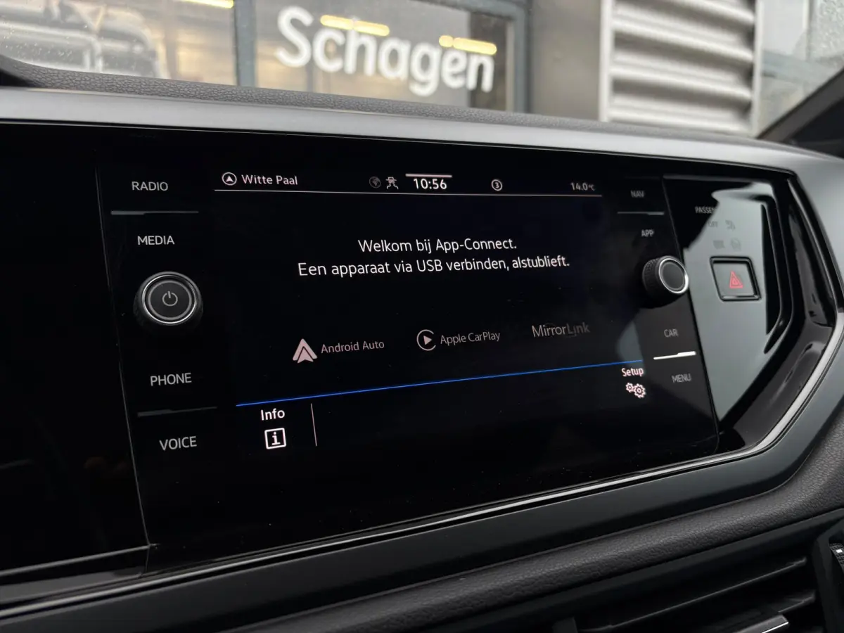 1.0 TSI 110 pk R-Line 7-DSG | Achteruitrijcamera | R-Line interieur | Trekhaak afneembaar |