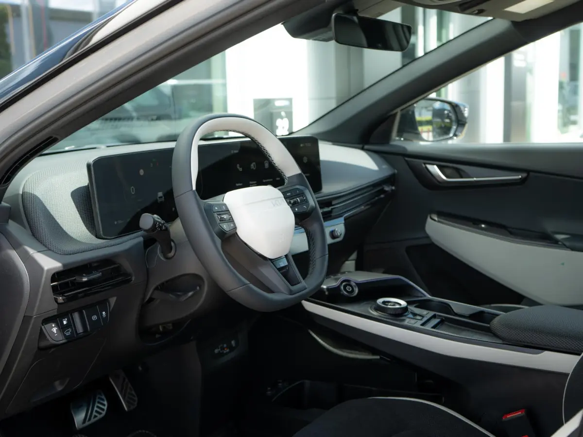 GT-Line Business Edition 84 kWh | Actieprijs* | OP VOORRAAD | Stoel verwarming l Elektrische kofferklep | GT pakket | LED | Keyless | 20 inch LMV