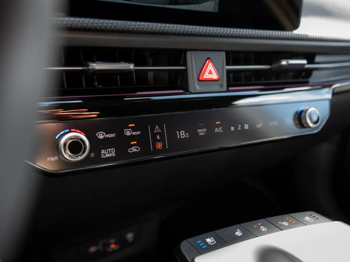 GT-Line Business Edition 84 kWh | Actieprijs* | OP VOORRAAD | Stoel verwarming l Elektrische kofferklep | GT pakket | LED | Keyless | 20 inch LMV